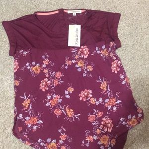 Cute floral shirt new with tags!